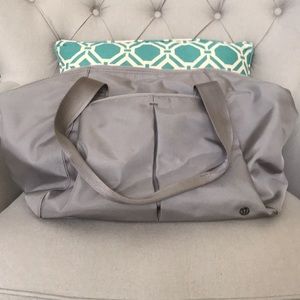 lululemon gray bag